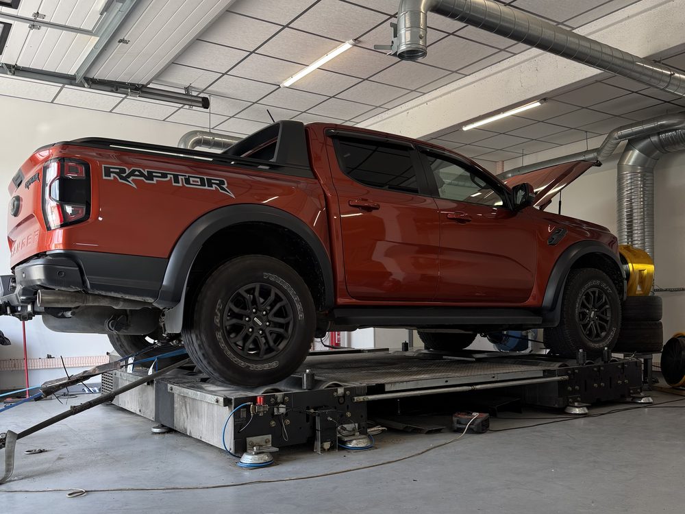 Ford Ranger Raptor dünostendil
