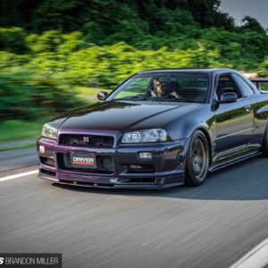 -NISSAN R34 SKYLINE GTR